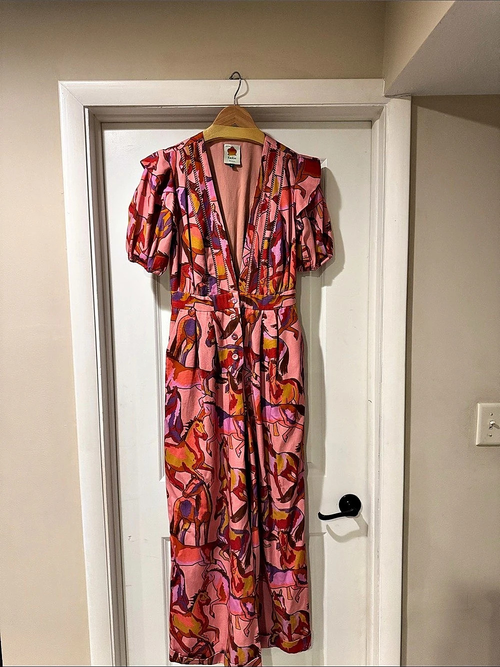 FARM Rio Wild Horses Short-Sleeve Pleated Jumpsuit Pink & Purple Small